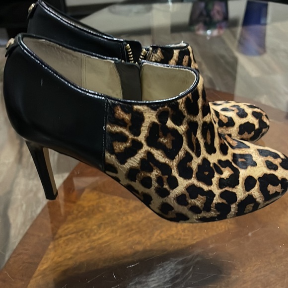 Michael Kors stilettos - Picture 2 of 10